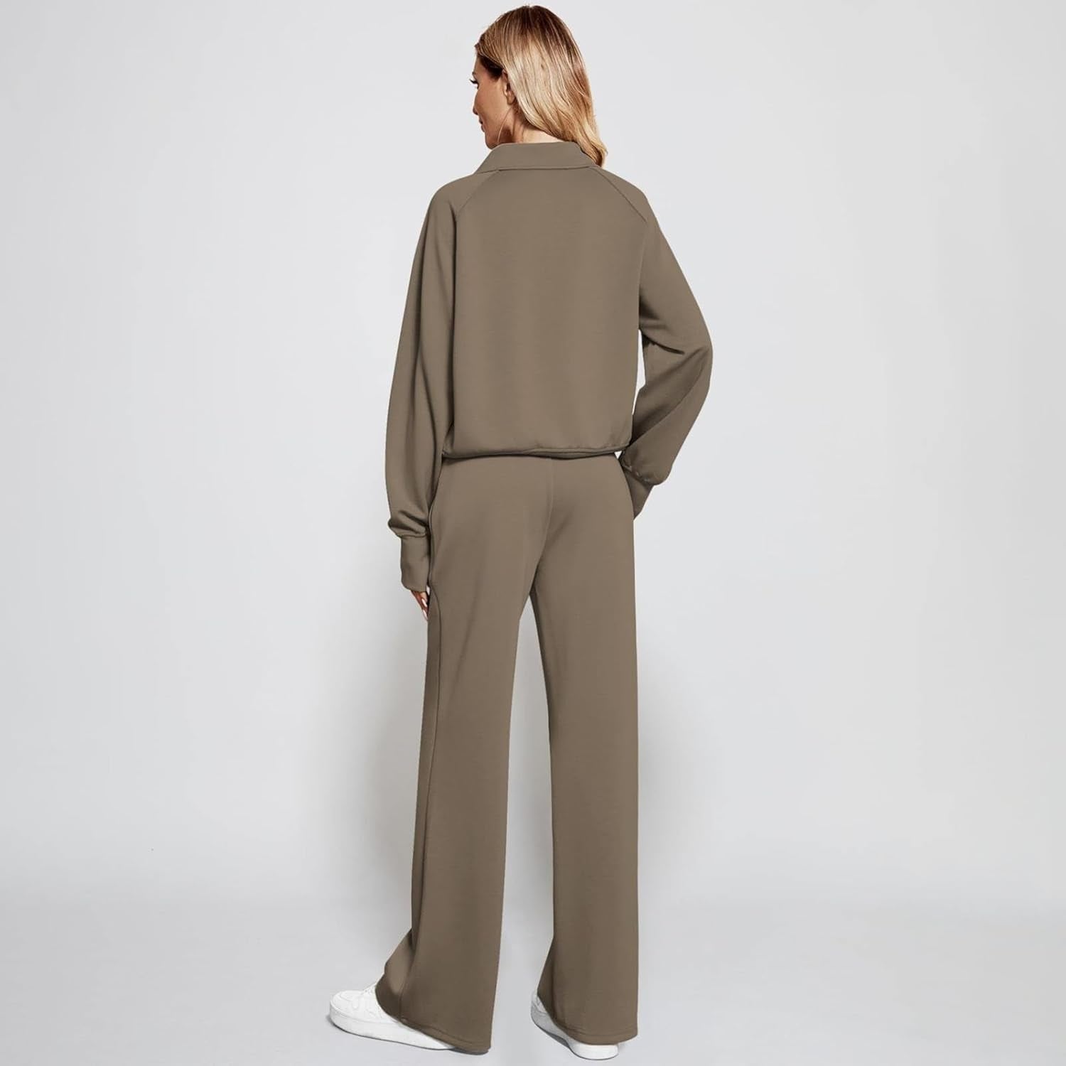 Women's Two-Piece Tracksuit Set: Oversized Long Sleeve Half-Zip Sweatshirt and Wide Leg Trousers for Casual and Activewear