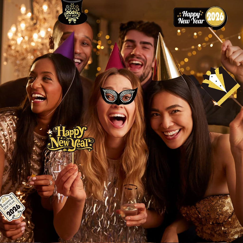 2026 New Year's Eve Celebration Decorations: Elegant Party Banners, Foil Balloons, and Photo Booth Props in Black and Gold