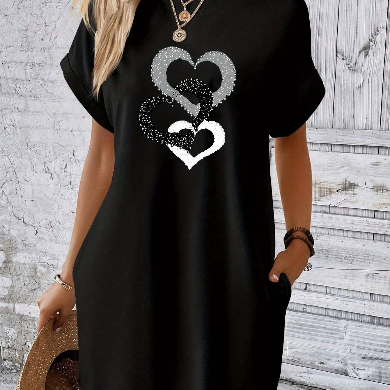 Women'S Heart-Shaped Printed Pocket Dress, Casual round Neck Short Sleeved Dress for Spring and Summer Women'S Wear